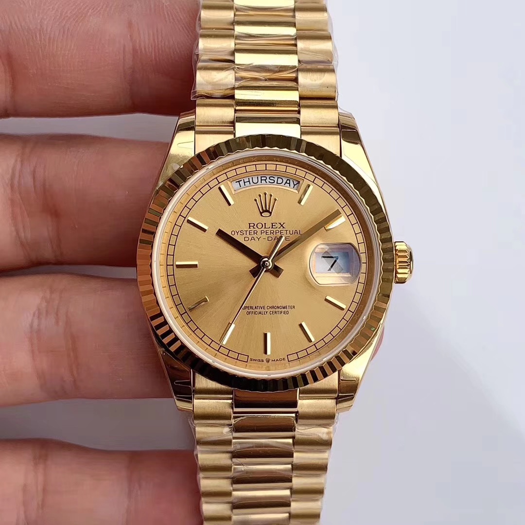 EW | 2836 무브먼트 | 36mm | 데이데이트 Day-date