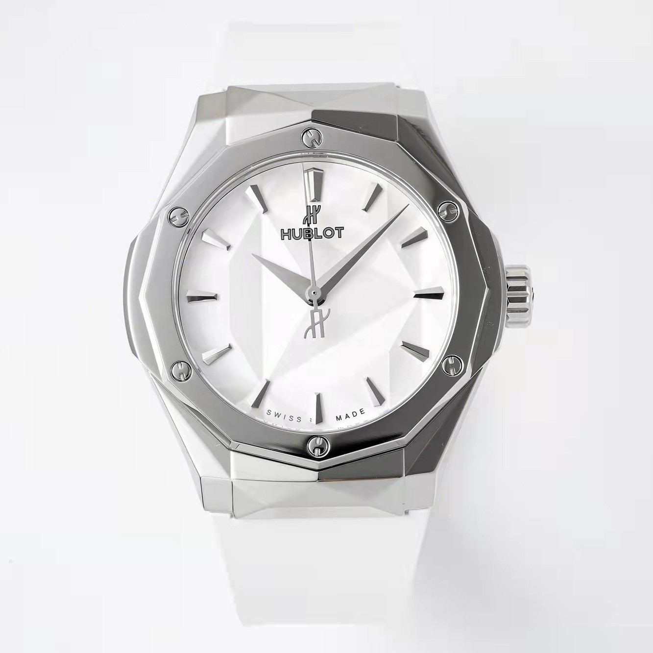APS 공장｜Cal.HB1100 무브먼트｜40mm｜위블로 클래식 퓨전 II