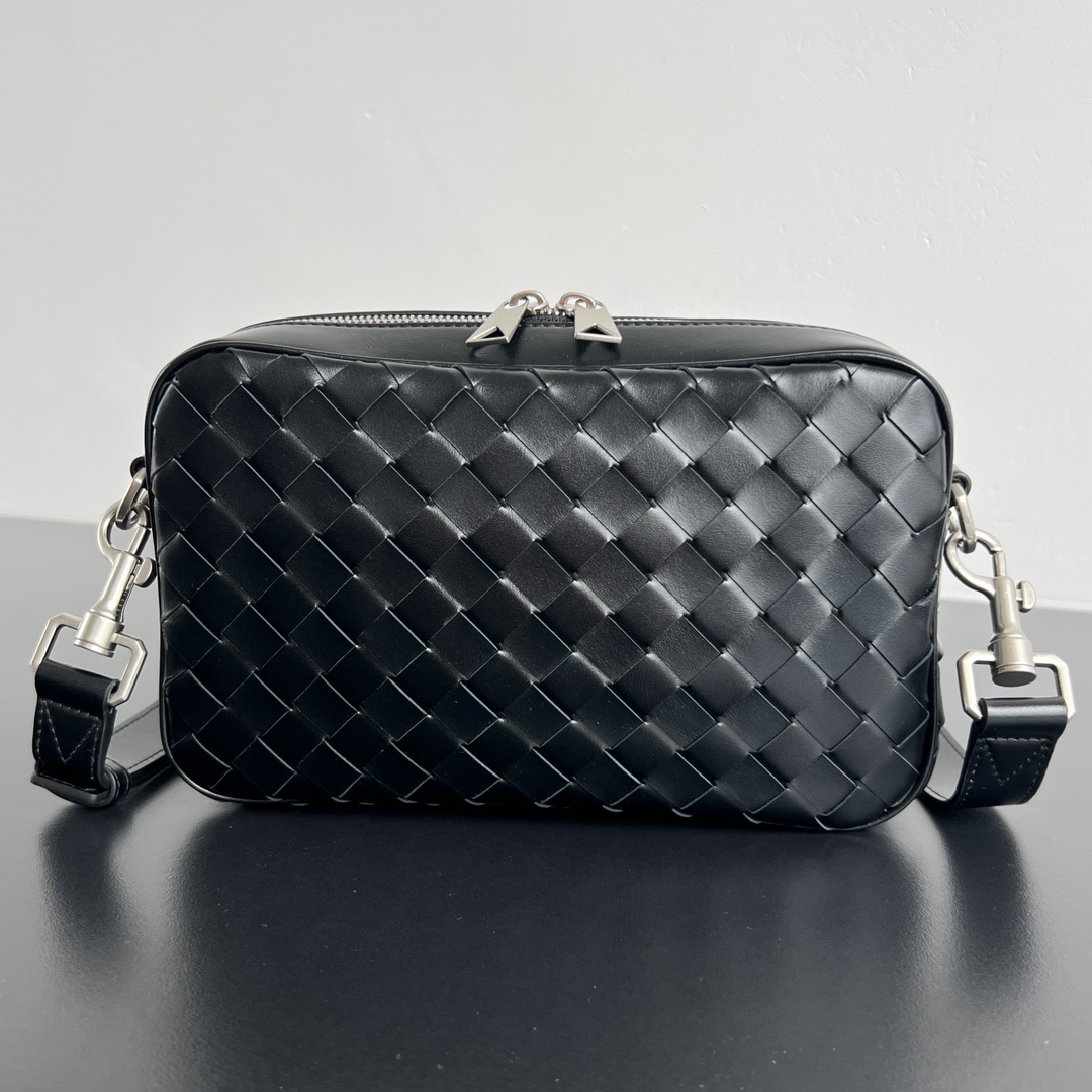 보테가베네타  크로스백 755923  24.5x15x6cm