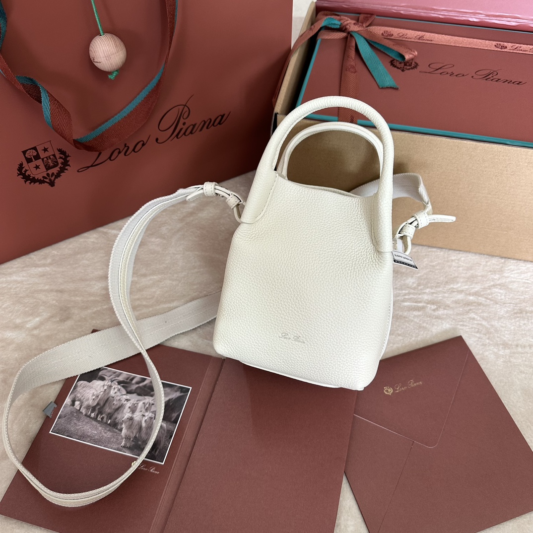 Micro Bale bag 13 X 13 X 16cm