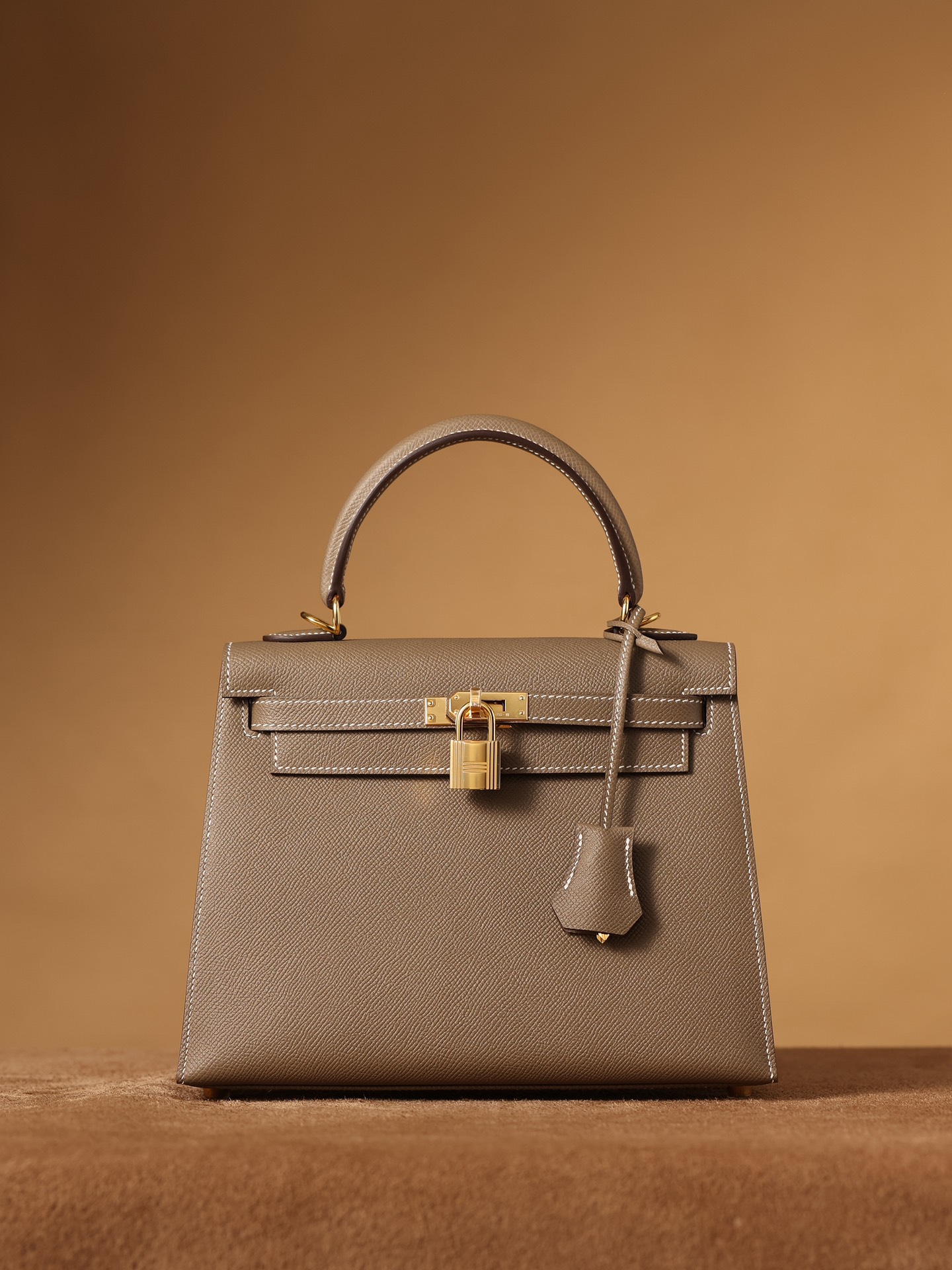 M9 Hermès 켈리  25cm