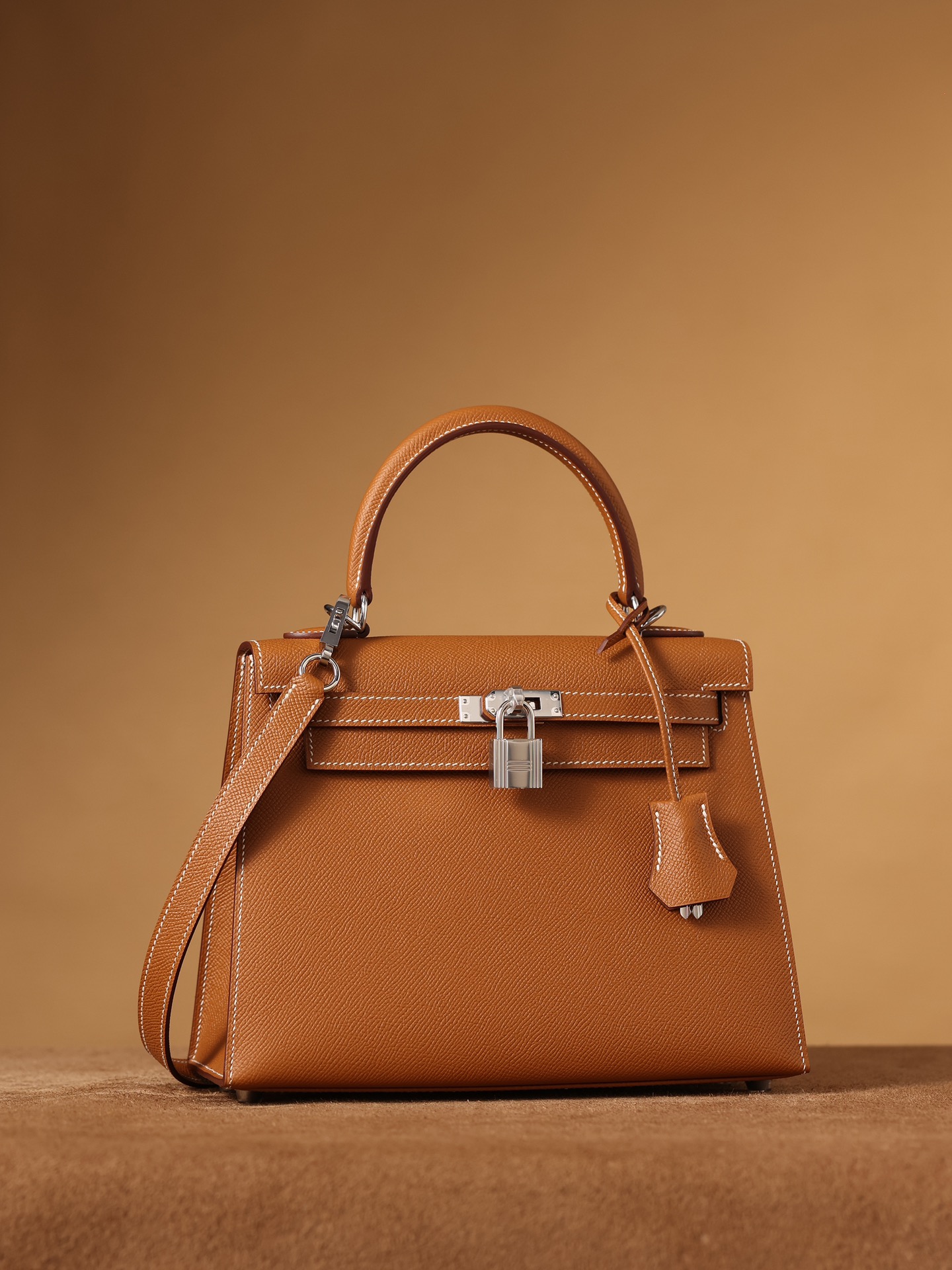 M9 Hermès 켈리  25cm