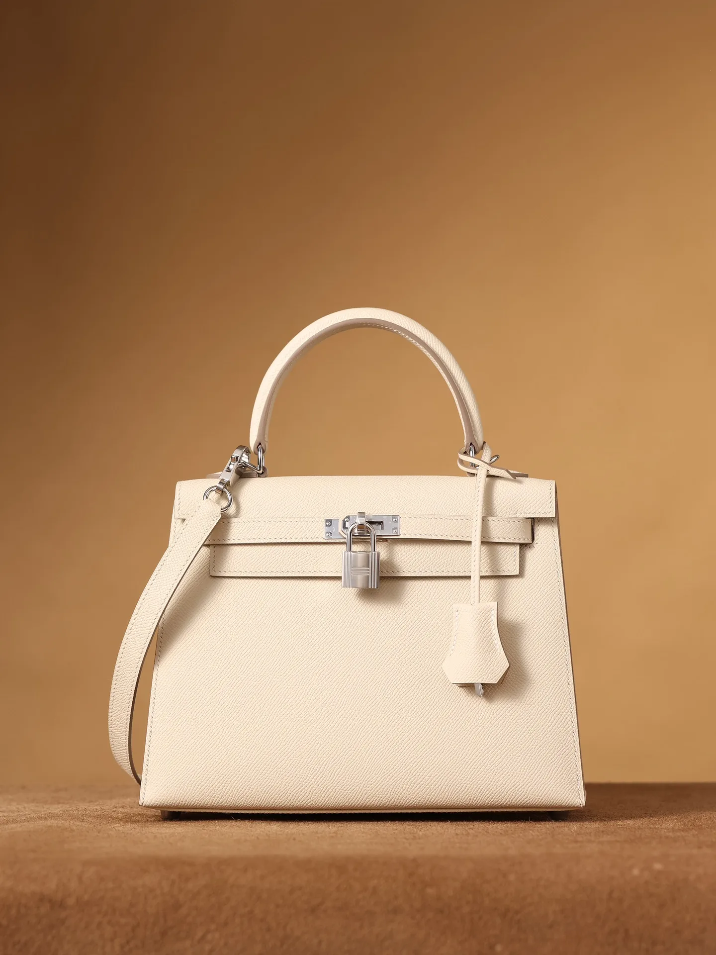 M9 Hermès 켈리  25cm