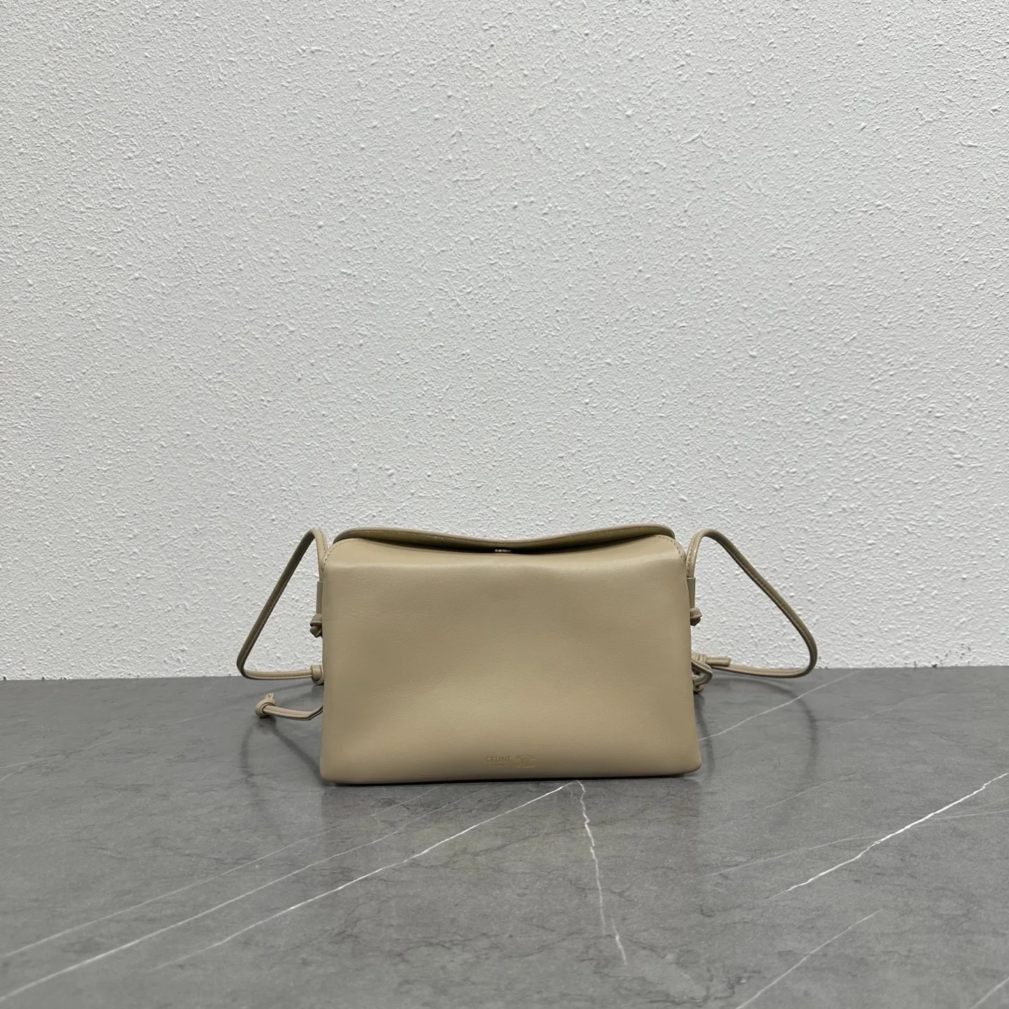 Trio Flap bag 100862  22x14x4