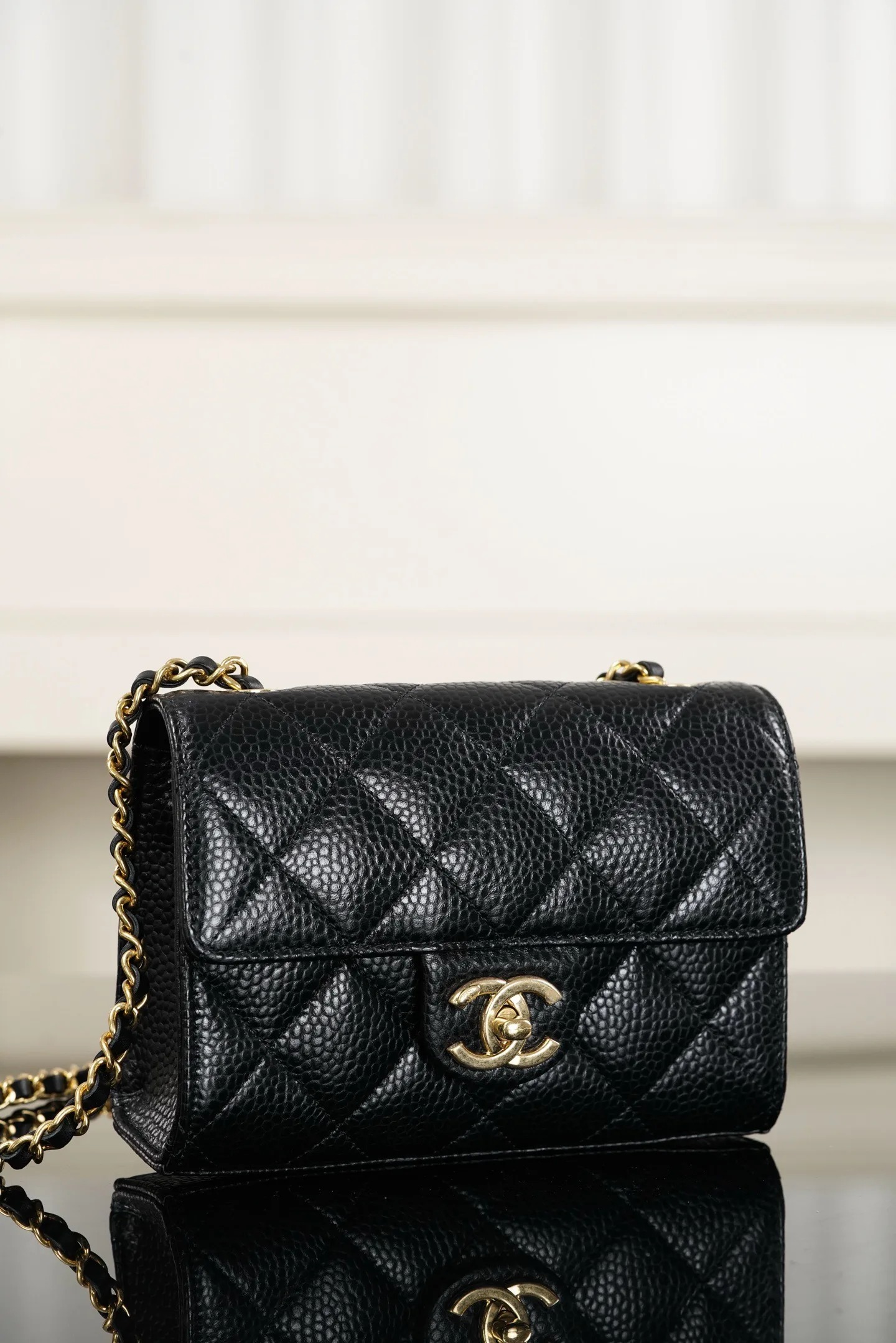 26C Mini Classic Flap 19cm