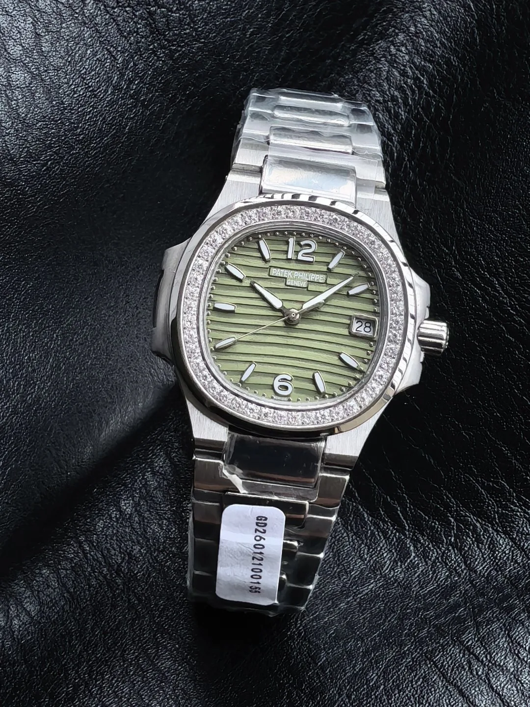 쿼츠 무브먼트 l32mm l 파텍필립  Nautilus 7010  다이아몬드.