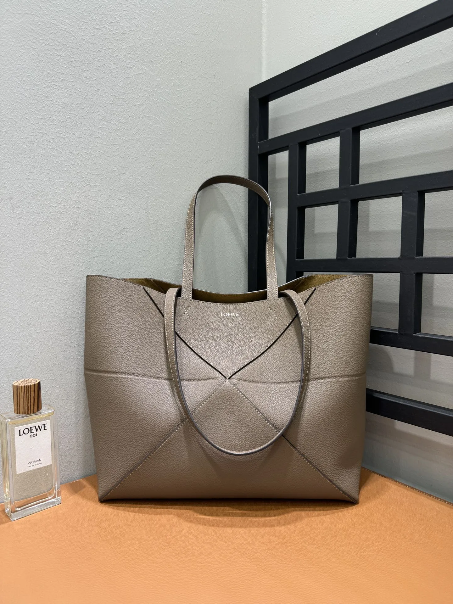 로에베  퍼즐 폴드 토트  31.5*12.5*29cm