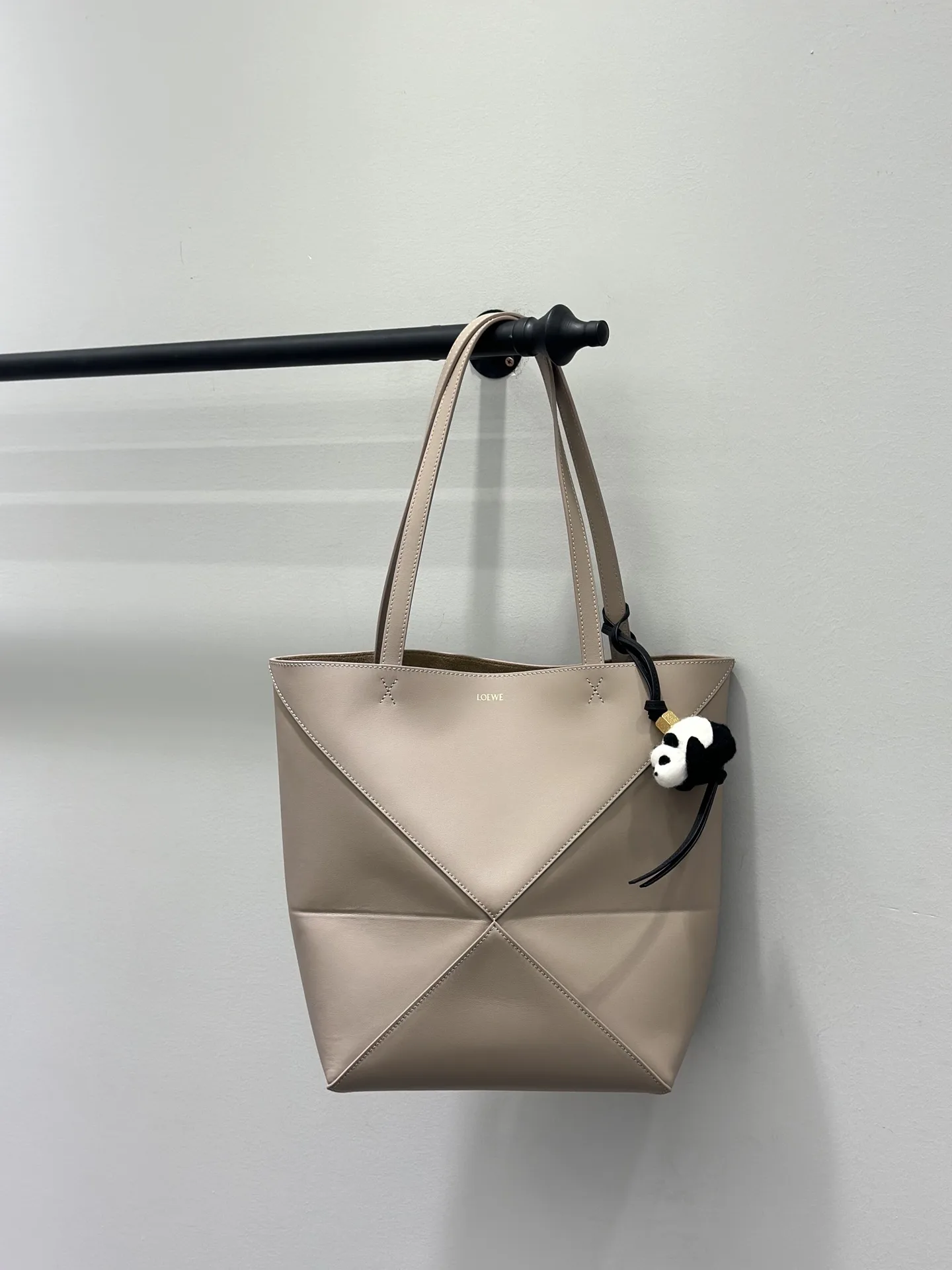 로에베  퍼즐 폴드 토트  25/14/30cm