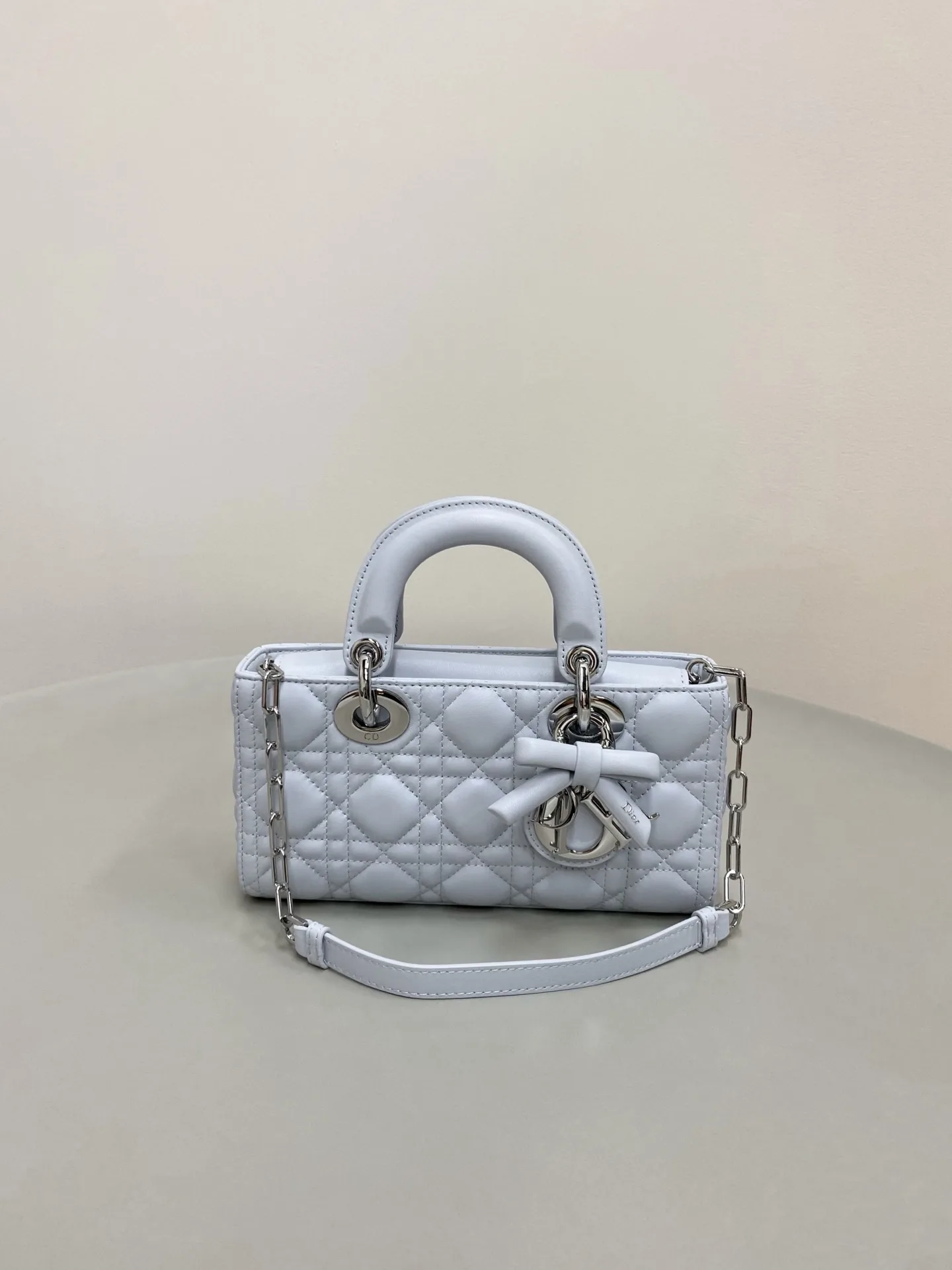 레이디 디 조이 백 M0613ONGE  22x 11 x 6cm