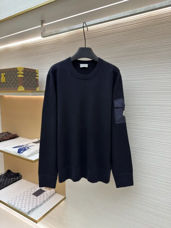 몽클레르 울 스웨터